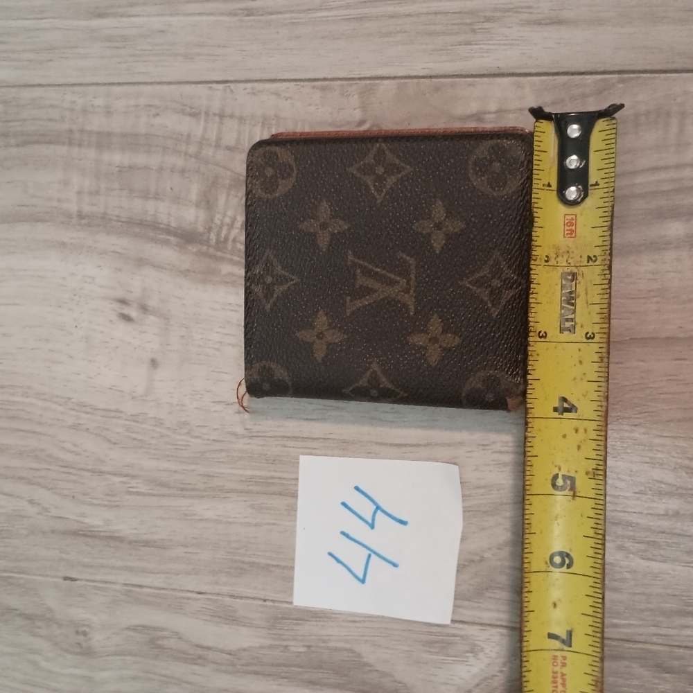 LOUIS VUITTON Vintage. CANVAS BI-FOLD MONOGRAM  WALLET. Men’s - Picture 12 of 13